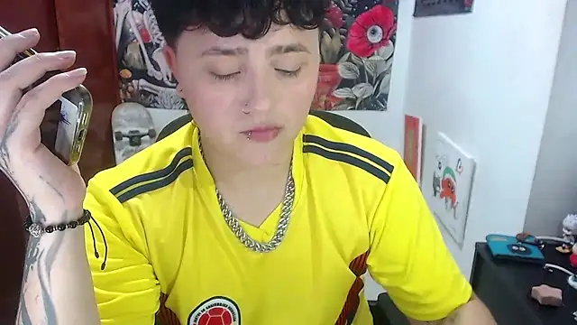 isabeautyx19 online show from 04/19/26, 05:41