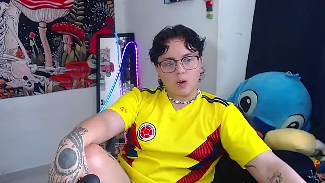 isabeautyx19 online show from 07/15/26, 04:14