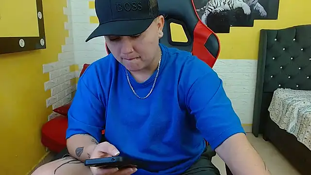 isabeautyx19 online show from 09/24/25, 01:46