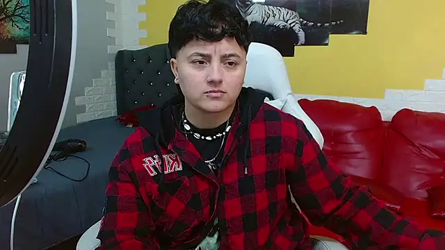 isabeautyx19 online show from 04/13/26, 01:31