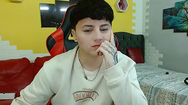 isabeautyx19 online show from 11/14/25, 03:43