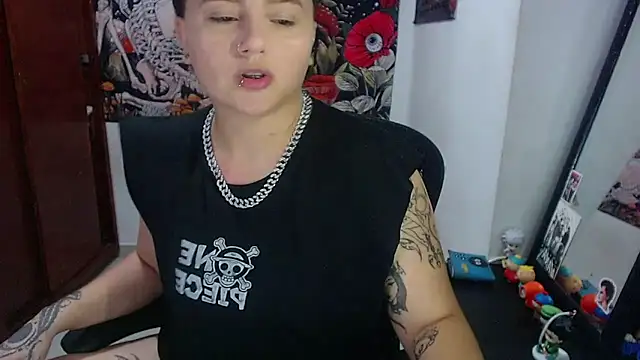 isabeautyx19 online show from 04/21/26, 09:21