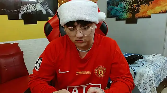 isabeautyx19 online show from 12/14/25, 01:56