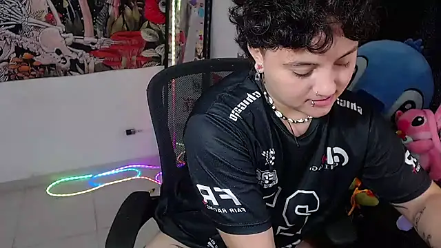 isabeautyx19 online show from 07/05/26, 04:25