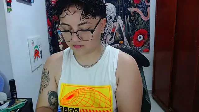 isabeautyx19 online show from 05/19/26, 04:14