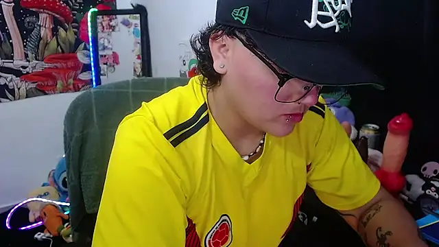 isabeautyx19 online show from 06/18/26, 01:48
