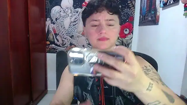 isabeautyx19 online show from 04/19/26, 11:18