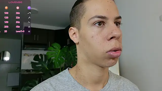 grey   27 online show from 10/06/25, 12:17