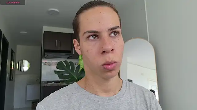 grey   27 online show from 09/19/25, 05:06