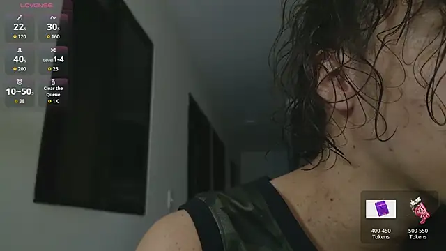 Snapshot of grey___27 chatting on 03/28/26, 11:33 grey 27 online show from 03/28/26, 11:33