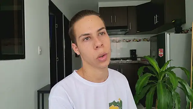 grey   27 online show from 03/20/25, 05:25