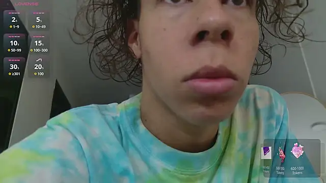 Snapshot of grey___27 chatting on 03/16/26, 11:36 grey 27 online show from 03/16/26, 11:36