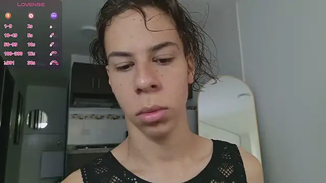 Snapshot of grey___27 chatting on 02/23/26, 11:33 grey 27 online show from 02/23/26, 11:33