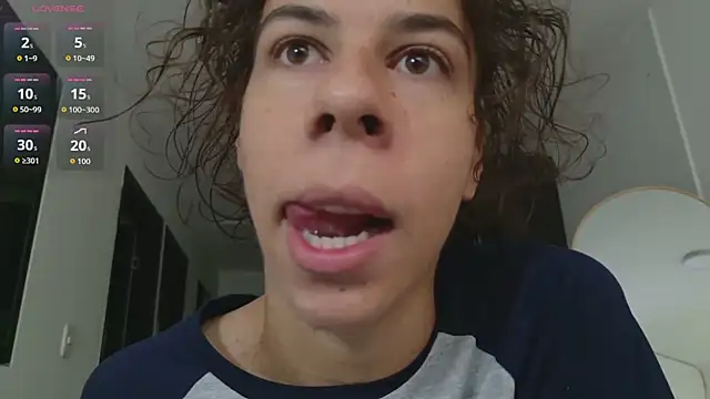 Snapshot of grey___27 chatting on 03/20/26, 11:33 grey 27 online show from 03/20/26, 11:33