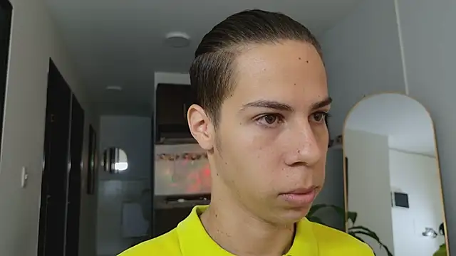 grey   27 online show from 03/13/25, 11:08