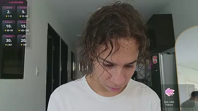 Snapshot of grey___27 chatting on 03/21/26, 11:36 grey 27 online show from 03/21/26, 11:36