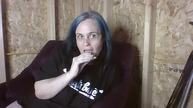 Snapshot of stellaquinn1775 chatting on 01/02/25, 12:34 stellaquinn1775 online show from 01/02/25, 12:34