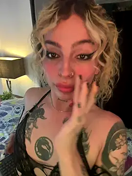 Bonnie vega online show from 11/12/25, 09:18