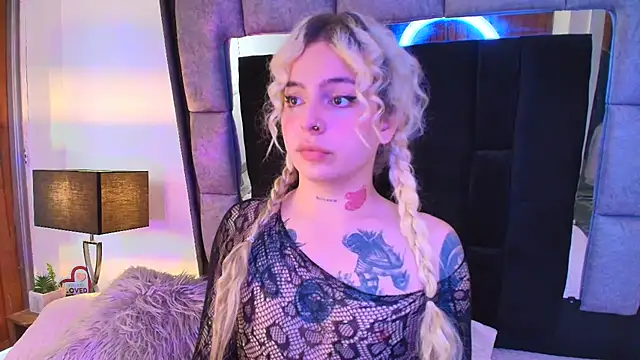 Bonnie vega online show from 03/16/25, 03:06