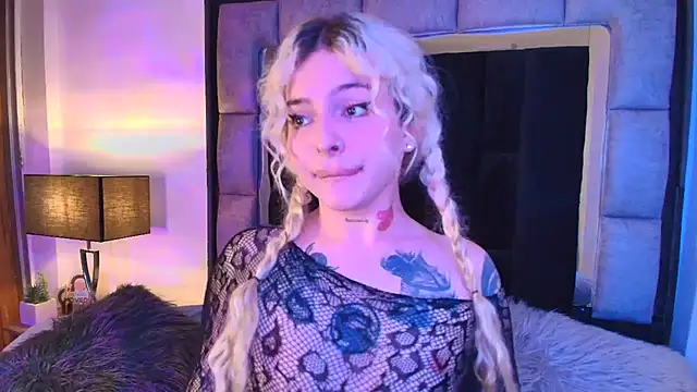 Bonnie vega online show from 03/21/25, 10:50