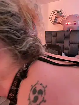 Snapshot of Bonnie_vega chatting on 03/14/26, 09:10 Bonnie vega online show from 03/14/26, 09:10