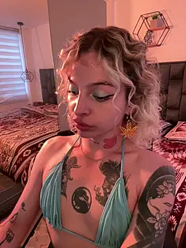 Snapshot of Bonnie_vega chatting on 04/01/26, 09:56 Bonnie vega online show from 04/01/26, 09:56