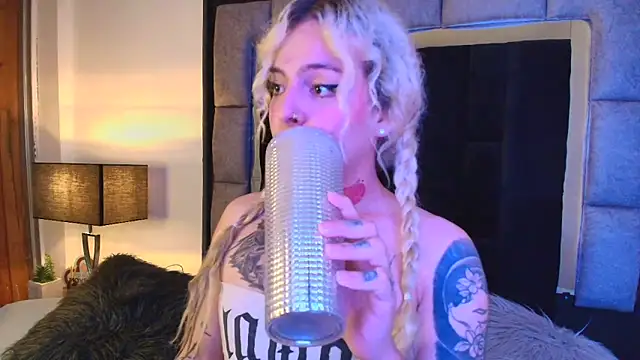 Bonnie vega online show from 03/19/25, 10:09