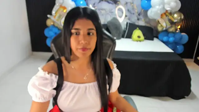 Ivy 16 online show from 09/23/25, 12:01