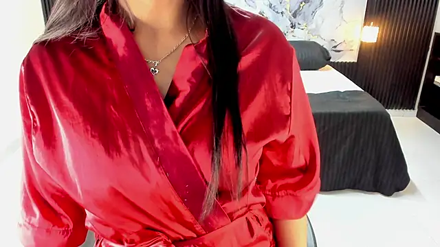 Ivy 16 online show from 03/18/25, 03:22