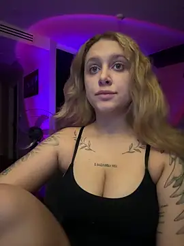 ellielawson online show from 10/21/25, 11:42