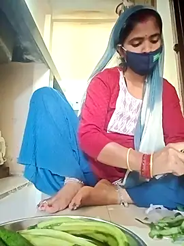 Snapshot of Mamta_Chaterjee chatting on 10/02/25, 03:32 Mamta Chaterjee online show from 10/02/25, 03:32