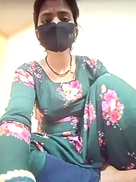 Snapshot of Mamta_Chaterjee chatting on 10/24/25, 01:59 Mamta Chaterjee online show from 10/24/25, 01:59