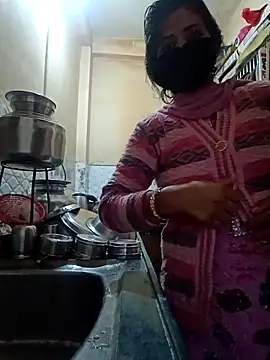 Mamta Chaterjee online show from 11/29/25, 01:39