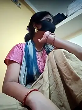 Snapshot of Mamta_Chaterjee chatting on 03/18/25, 03:12 Mamta Chaterjee online show from 03/18/25, 03:12