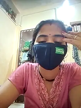 Snapshot of Mamta_Chaterjee chatting on 09/18/25, 03:04 Mamta Chaterjee online show from 09/18/25, 03:04