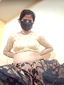Snapshot of Mamta_Chaterjee chatting on 09/13/25, 03:50 Mamta Chaterjee online show from 09/13/25, 03:50