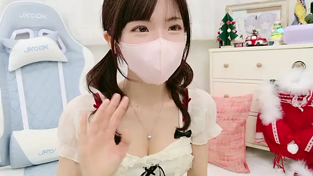 Snapshot of -minami- chatting on 11/29/25, 12:05 -minami- online show from 11/29/25, 12:05