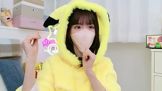 -minami- online show from 01/09/25, 12:30