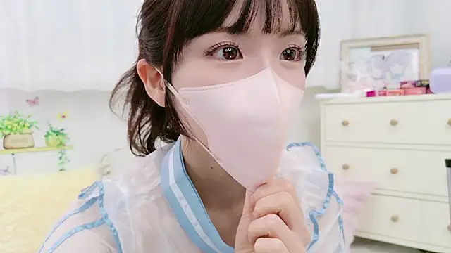 -minami- online show from 10/13/25, 12:18
