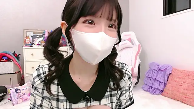 -minami- online show from 03/25/26, 12:04