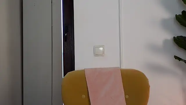 NinaCrystal1 online show from 02/28/26, 06:57