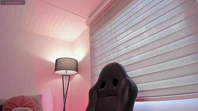 vico sweety online show from 11/18/25, 05:49