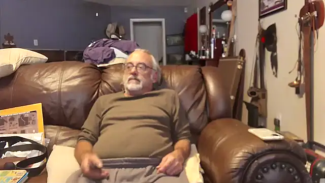 PincheDave4u online show from 12/26/24, 08:00