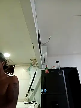 yoryisexi online show from 01/11/26, 07:32