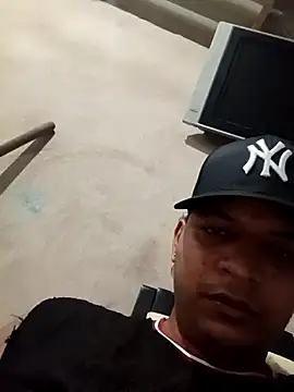 yoryisexi online show from 09/18/25, 03:31