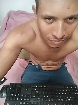 Snapshot of Piroca_doce18 chatting on 03/17/26, 03:15 Piroca doce18 online show from 03/17/26, 03:15