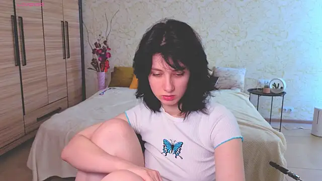 Snapshot of JulisSweet chatting on 09/13/25, 06:46 JulisSweet online show from 09/13/25, 06:46