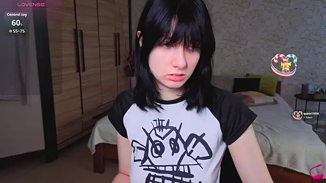 Snapshot of JulisSweet chatting on 11/02/25, 08:08 JulisSweet online show from 11/02/25, 08:08