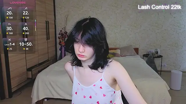 JulisSweet online show from 04/19/26, 06:25