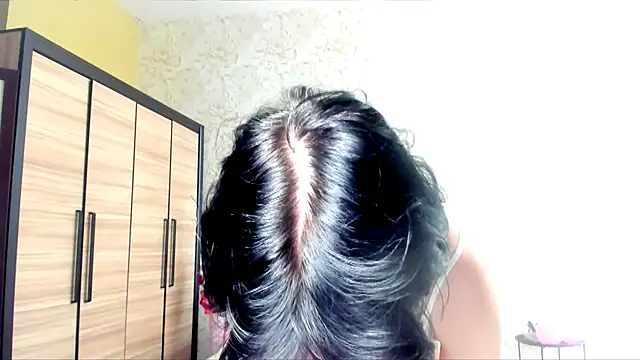 Snapshot of JulisSweet chatting on 03/01/25, 01:40 JulisSweet online show from 03/01/25, 01:40